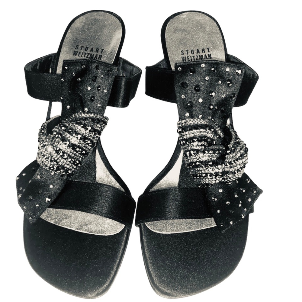 Stuart Weitzman black satin high heel with rhinestone bow Sz 8.5 eu 38.5